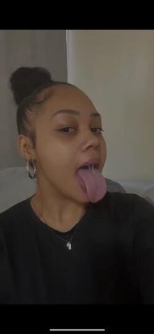 Allentown PA Female Escort — deepthroat & double nut BBJ (video verification) - 1
