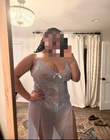 Sacramento Busty Female Escort — Sweet, attentive, discreet - 1