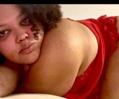 Savannah BBW Lovers Winter Handjob & Oral (2 Girl Special) - Image 2