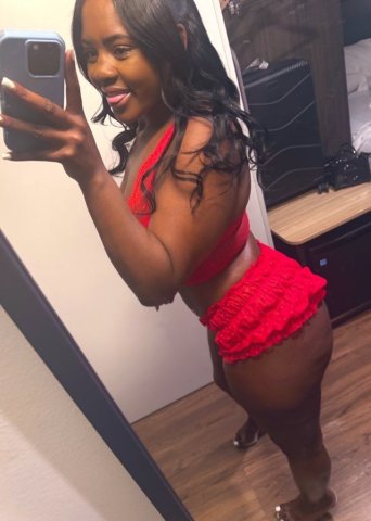 DejaTooLit — Thick Amazon Goddess Energy Female Escort in Palmdale/Lancaster - 1