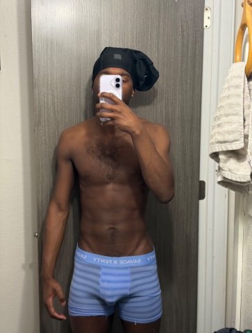 Manhattan Male Escort — Jamaican Top - 1