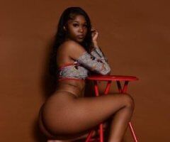 Miami escorts - Pretty & Petite Creamer - 24