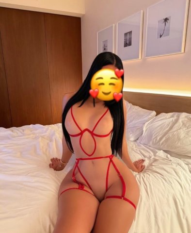 Alana — Nueva latina en Austin, servicio especial - 1