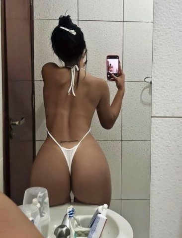 Braintree Female Escort — come relax - 1