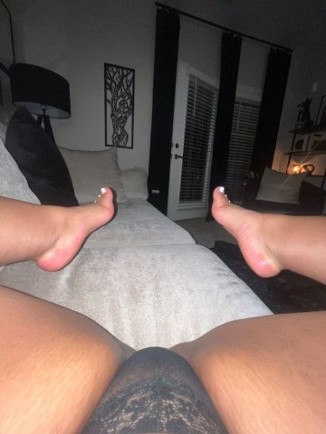 Baltimore Female Escort — Full Service Solo Shows (XO) - 1