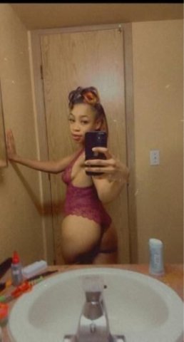 Wilmington Female Escort — Bbj, Oral & Anal - 1