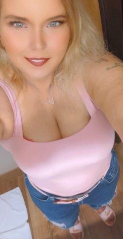 Hazel Hayes GFE Cougar — Reno Outcall by Text - 1