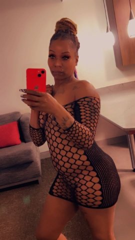 Indianapolis IN Older Men Only Female Escort — No Pic, No Love - 1