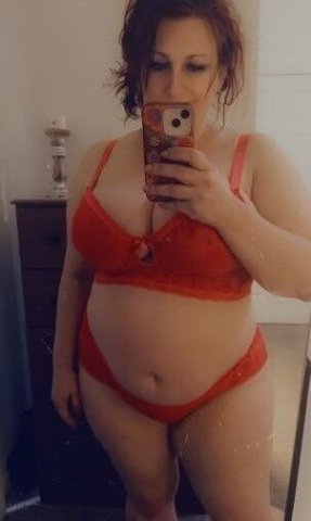 Charlotte MILF Escort — In-call, outcall, car dates + GFE/BBJ - 1