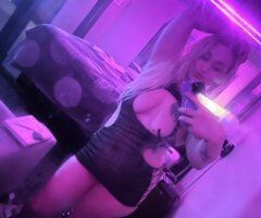 Chicago Female Escort — South Suburbs, last night in town - Image 2