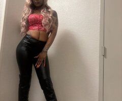 Chicago escorts - Yours Truly Erotic Goddess — Dancer & Exotic Entertainer (2Girl Service)