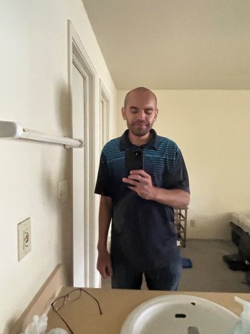 Tulsa Male Escort — In-call 7 in. wood, bare/raw or covered, boyfriend experience - 1