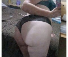 Charleston SC Mature Discreet Female Escort — Incall & Car Play - Image 2