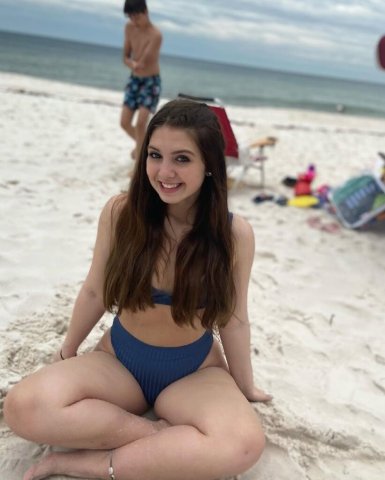 Raleigh-Durham Female Escort — GFE, anal, BBJ, bare 69 (incall/outcall) - 1