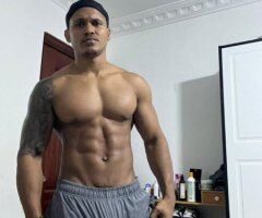 Mature Latino Male Escort — Fun dates and companionship - Image 4