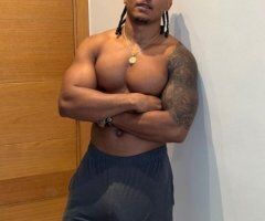 Mature Latino Male Escort — Fun dates and companionship - Image 5