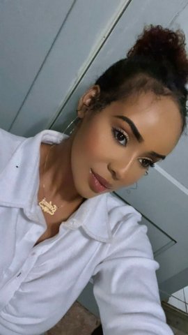 Foreign Babeee Escort — thick build, 5'8”, 145lb, 38D (Car date & outcalls) - 1