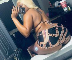 Nashville Female Escort — up all night - Image 3