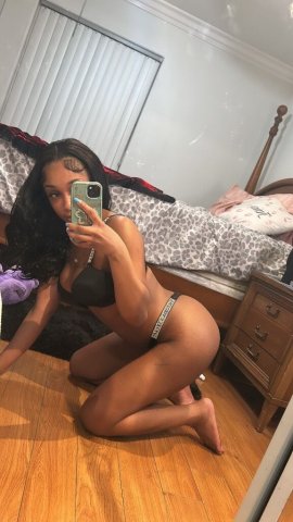 Private dancing with private massages (overnights) — message only - 1