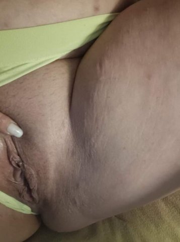 Lansing MI 42 Mom — Sloppy Top & Deep Throat - 1