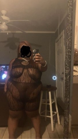 Chicago Big Girl Escort for Discreet Outcall & Meetups - 1