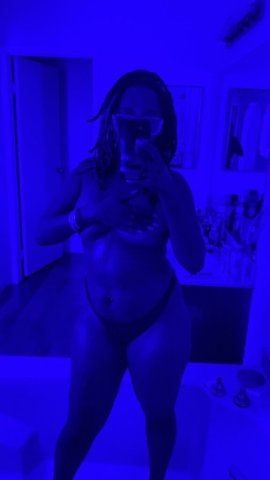 San Gabriel Valley Loc Goddess — Slim Thick Beauty (Non-explicit) - 1