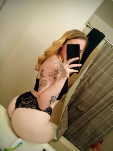 Bakersfield Female Escort — Incalls Now, FaceTime Verify - 1
