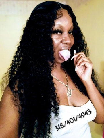 Shreveport Female Escort — Deep Tissue Massage, Oils & Happy Endings - 1