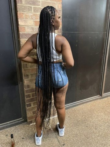 Kansas City Female Escort — Outcall/Incall (Verify Required, No Black Men) - 1