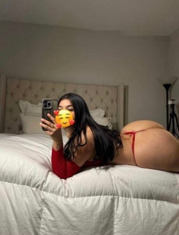 LATINA VIP Escort — Hermosa de Pies a Cabeza - 1