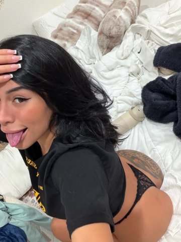 Portland, Maine Petite Female Escort — 15 min, 30 min, 1 hour - 1