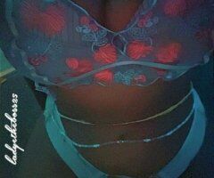 Raleigh-durham escorts - Durham THICK Curv Beauty — short-time incall
