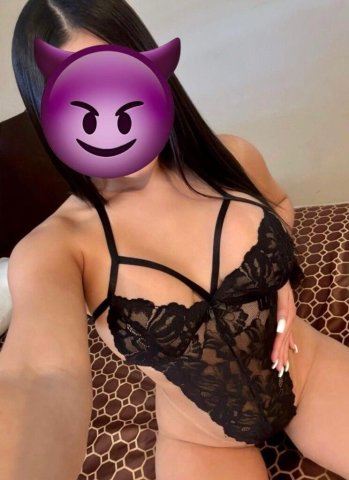 Latina nueva — 23 años (analsex, trios y trato de novio) - 1
