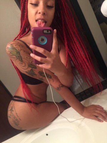 Ames, Iowa Female Escort for Incall & Outcall Video Chat Verification - 1