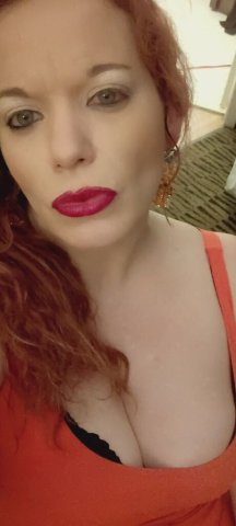 Chicago, IL Female Escort — BBJ & QV Specials, by Appointment - 1