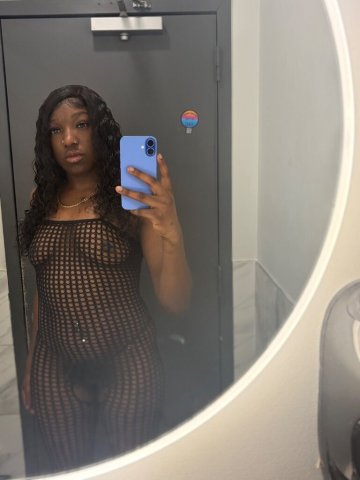 Richmond, Virginia Female Escort — out-call, car play (tint), overnight deposits - 1