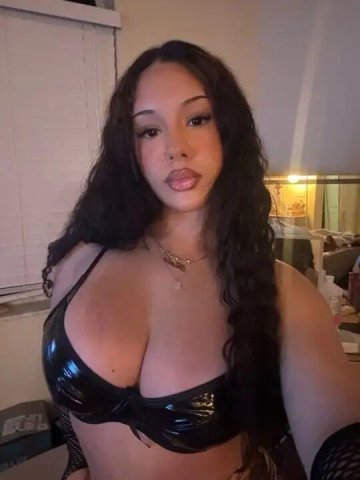 Chattanooga TN Female Escort — Upscale Provider - 1