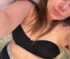 Chica Colombiana (23) — Servicio erótico en Chicago, IL - Image 2
