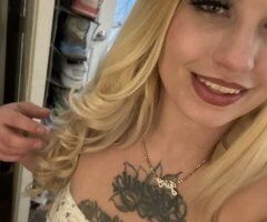 Phoenix escorts - Phoenix Female Escort — Throat-focused oral & fetish play, hotel/car fun
