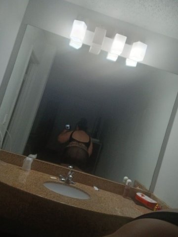 Phoenix Incalls — Private private companionship with Ashley (no deposit) - 1