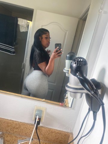 Stockton CA Female Escort — Sensual companionship & FaceTime shows - 1