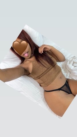 Fayetteville NC Escort — Luxe, Soft Skin & Natural Curves - 1