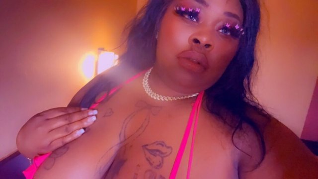 Pinkhoney, 28 — Incall only BBW companion (fetish friendly, full service) - 1
