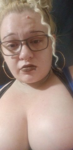 Tampa, FL Incall Female Escort — Pink pussy vibes, half-hour or hour - 1