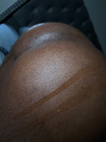 Cleveland Female Escort — IN/OUTCALL available, back shots, “K - 21” - 1