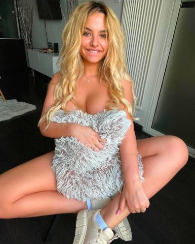 Horny Sexy Queen in Athens, GA — Outcall, Incall, Hotel & Car Fun - 1