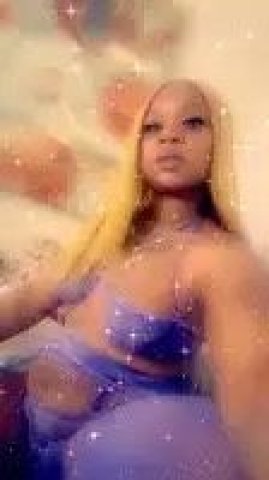 ❣ Slim Thick CHOCOLATE Baddie ❣ (32) — Petite slim escort in Phoenix - 1