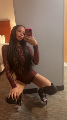 Denton TX Petite Discreet 2-Girl Female Escort - 1