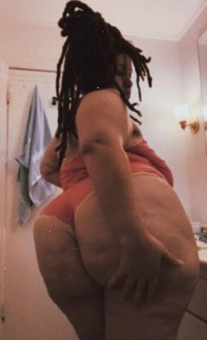  Big Booty Dominican Escort — Incall/Outcall & Oral/Anal - 1