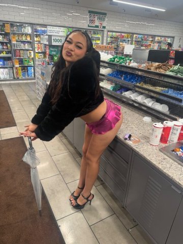 Latina Mami (21) — mature, respectful full service with FaceTime - 1